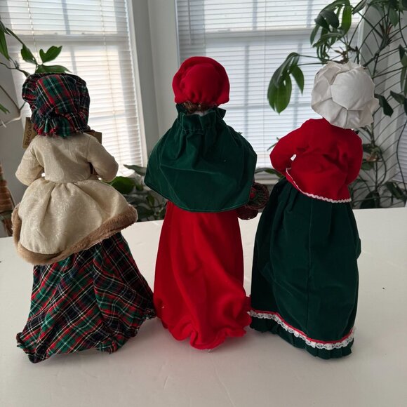 Vintage Christmas Holiday Caroler 18" Figurines Set Of 7 - Picture 10 of 12